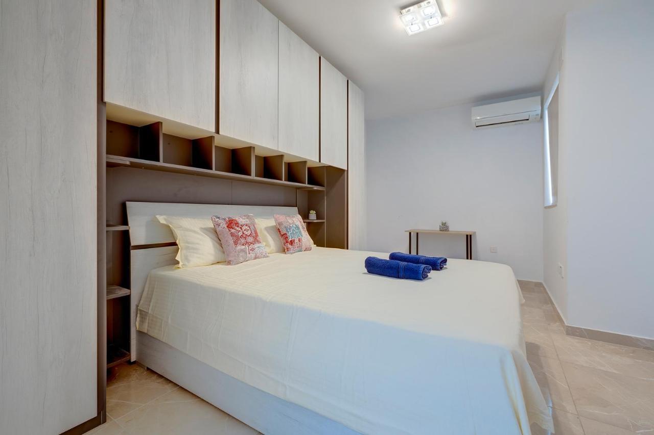 Modern 2Br Apartment In Central St Julian'S Saint Julian's Екстериор снимка
